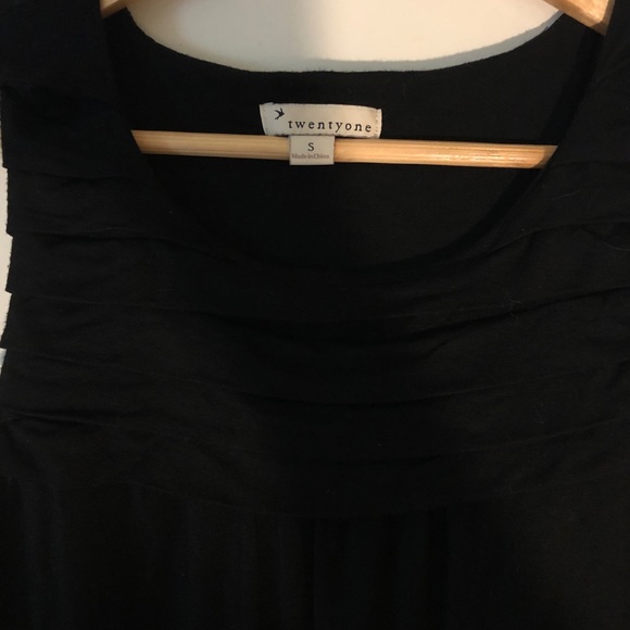 Forever 21 black tank top - Picture 2 of 4